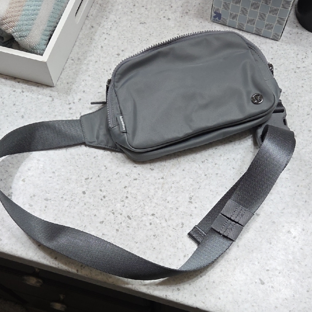 Lululemon Athletica Gray Belt Bag
